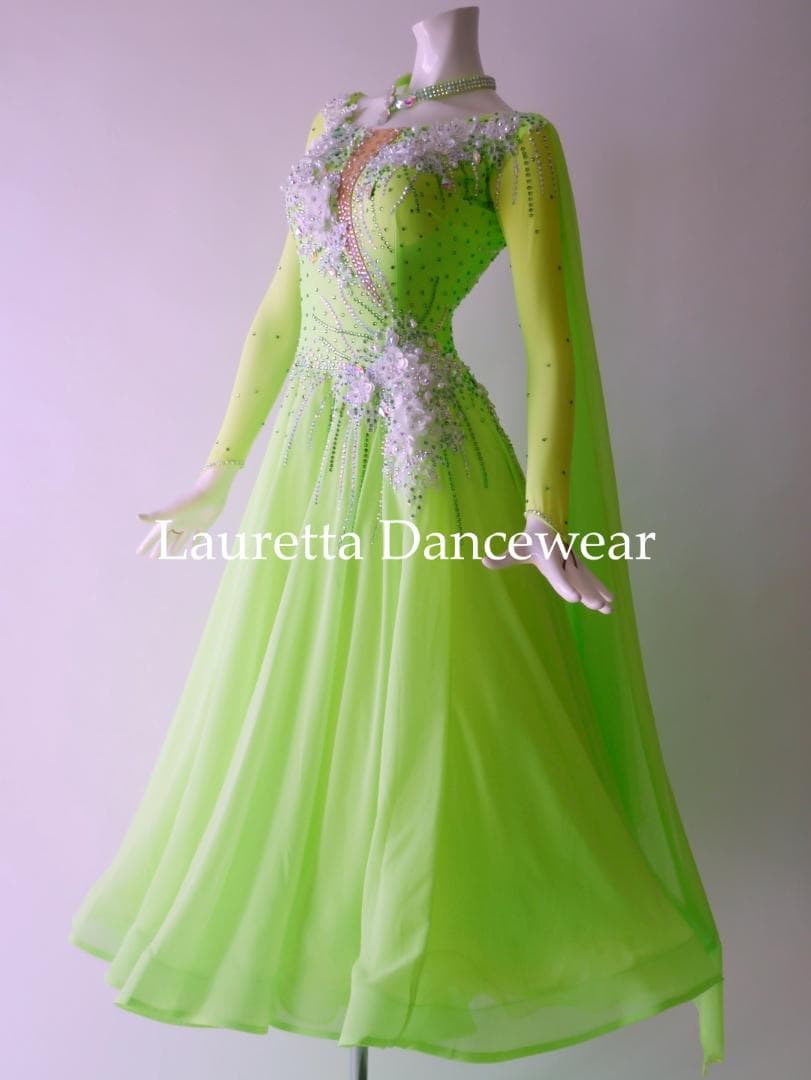 新品✨ラウレッタ 社交ダンスドレス ネオングリーン M 高級仕様 競技 デモ対応