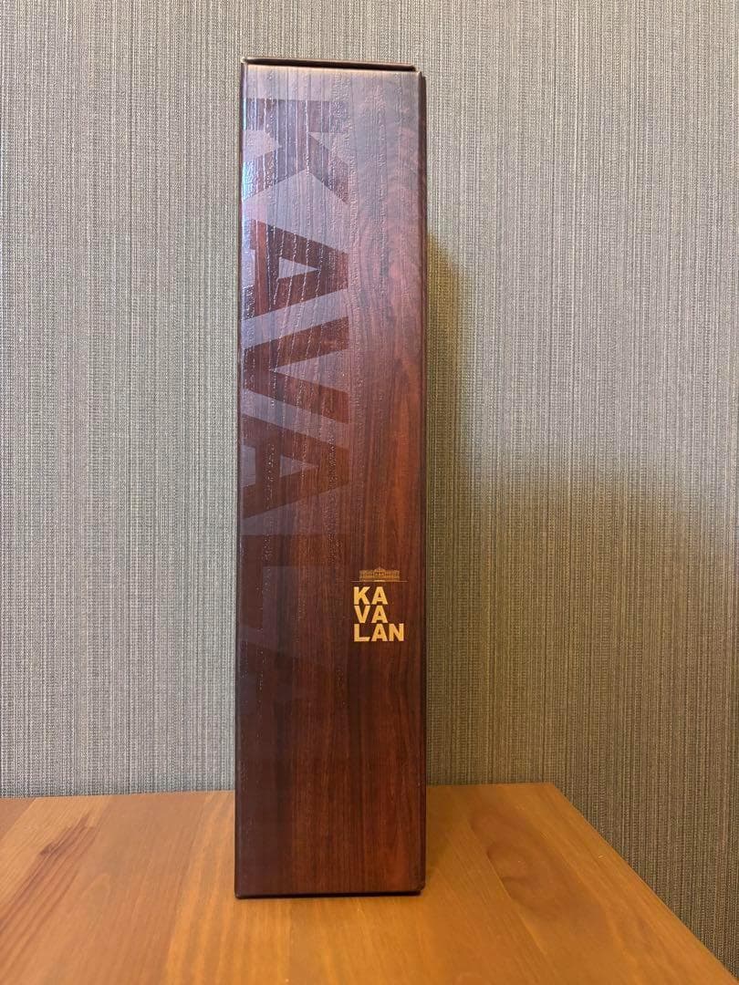 KAVALAN CLASSIC シングルモルトウイスキー 1000ml 40%