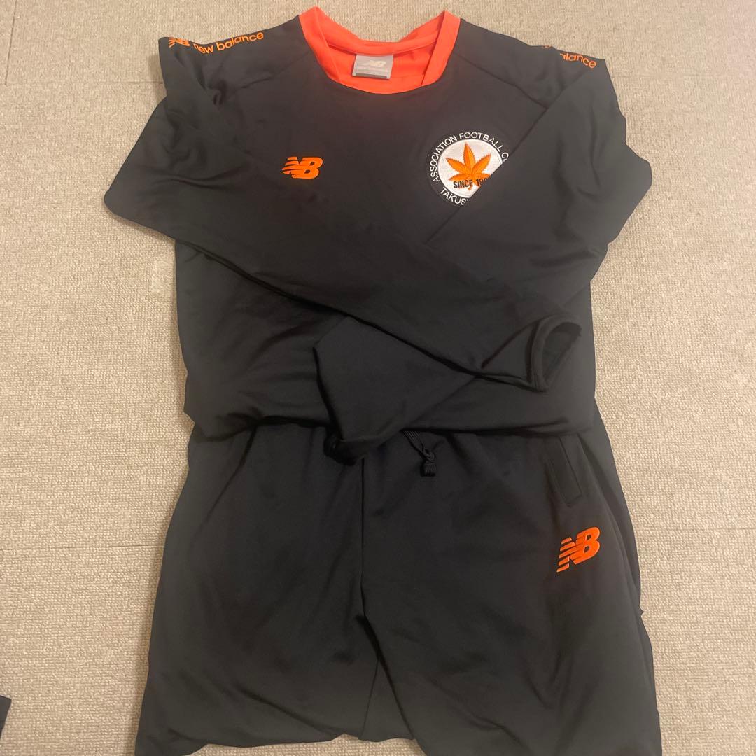 拓殖大学サッカー部　New Balance ブラックジャージ セット
