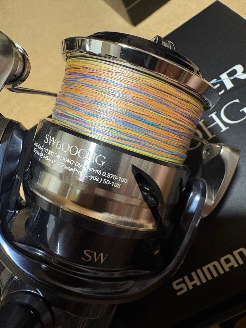 美品　SHIMANO 21TWIN POWER SW6000HG