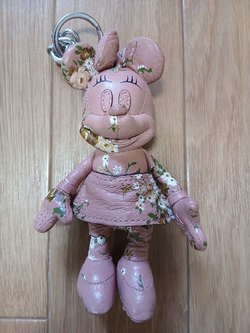 【未使用】COACH　ミニーマウスキーホルダーピンク