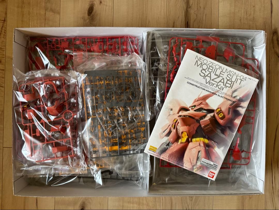 【新品】MG 1/100 MSN-04 サザビーVer.Ka