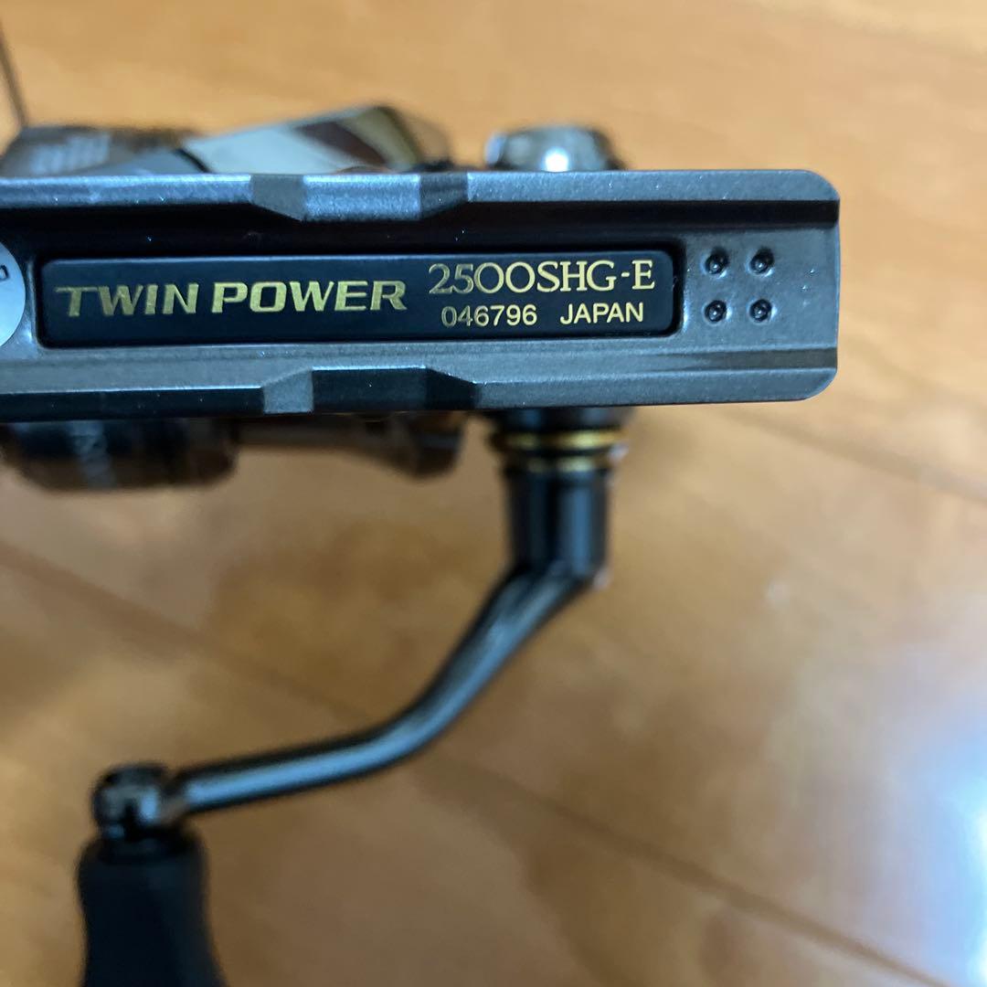 シマノ 24ツインパワー2500SHG