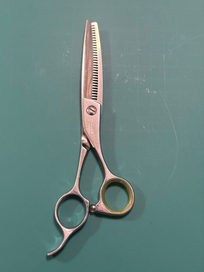 【本日限定価格】　トリミングハサミ　ハサミの若菜 スカル君　オフセット