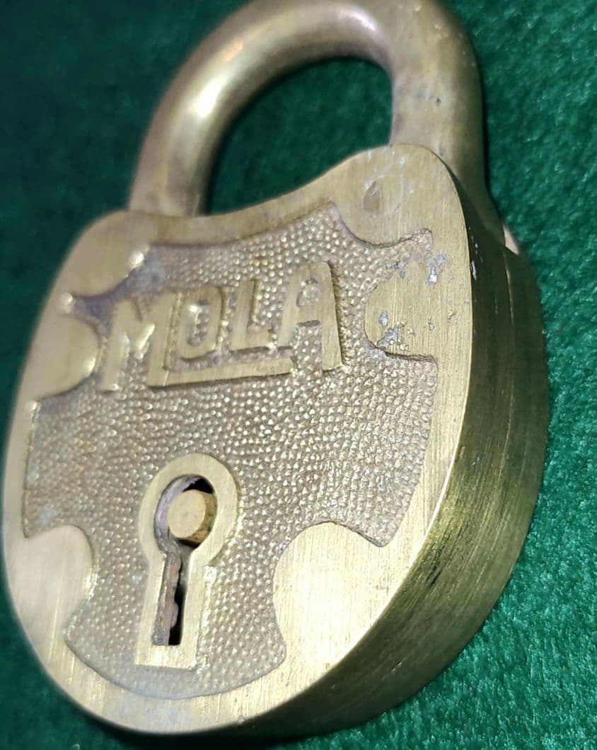 【送料無料】【アンティーク】MOLA 真鍮製 ロック レトロ 南京錠