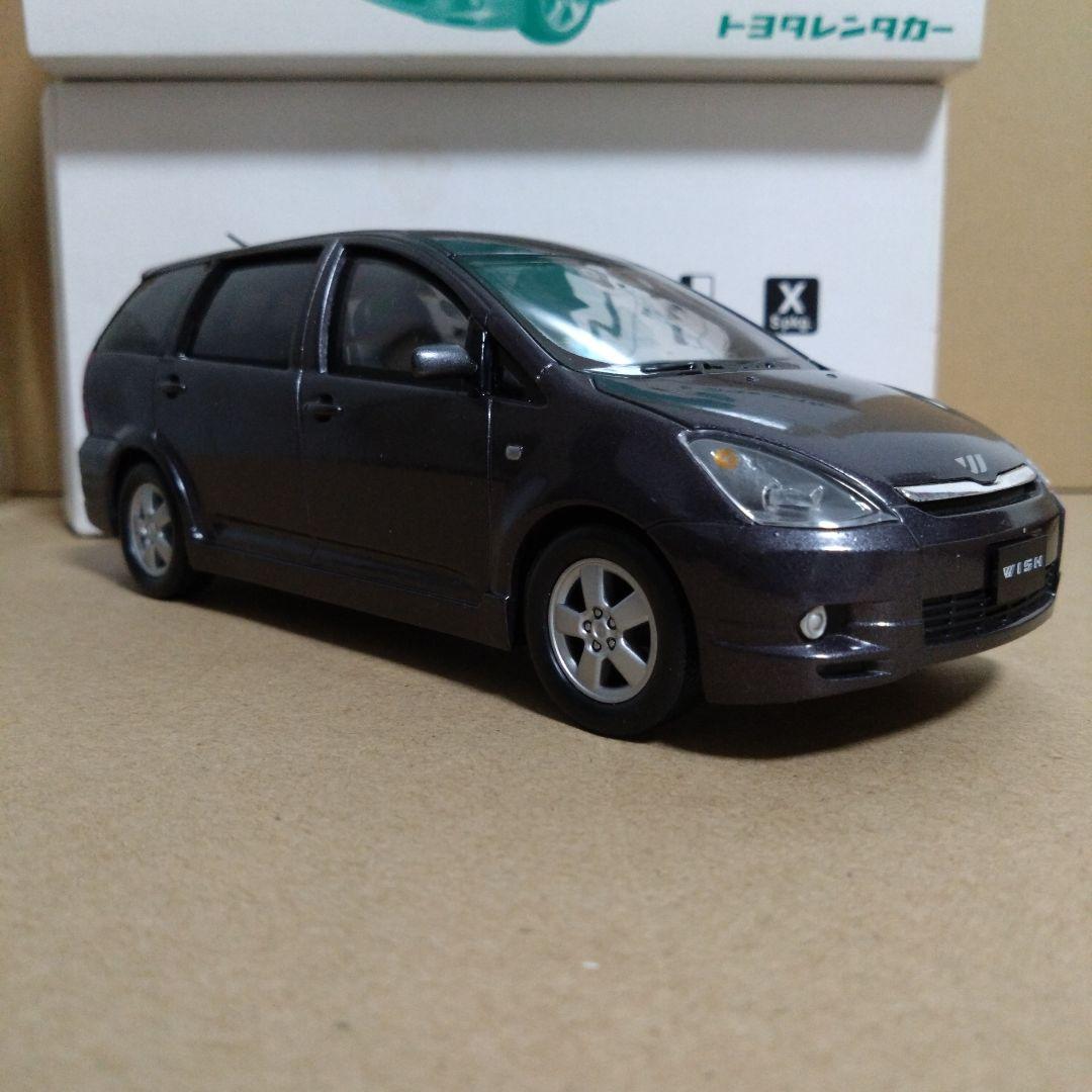 トヨタ　ウィッシュ　カラーサンプル　ミニカー　1/24　非売品　WISH
