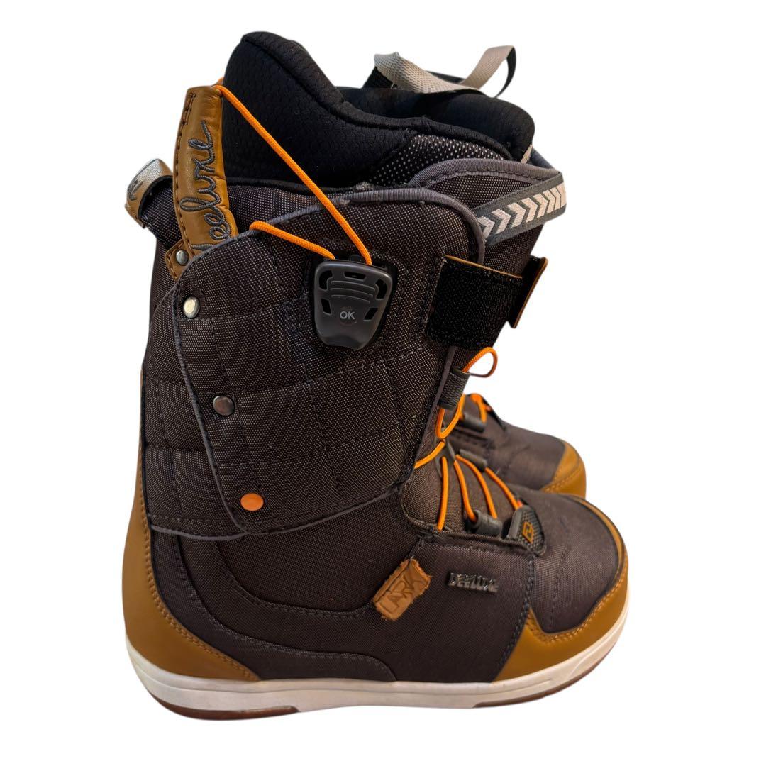 美品　使用感少ない　DEELUXE 24.5cm スノーボードブーツ　レディース