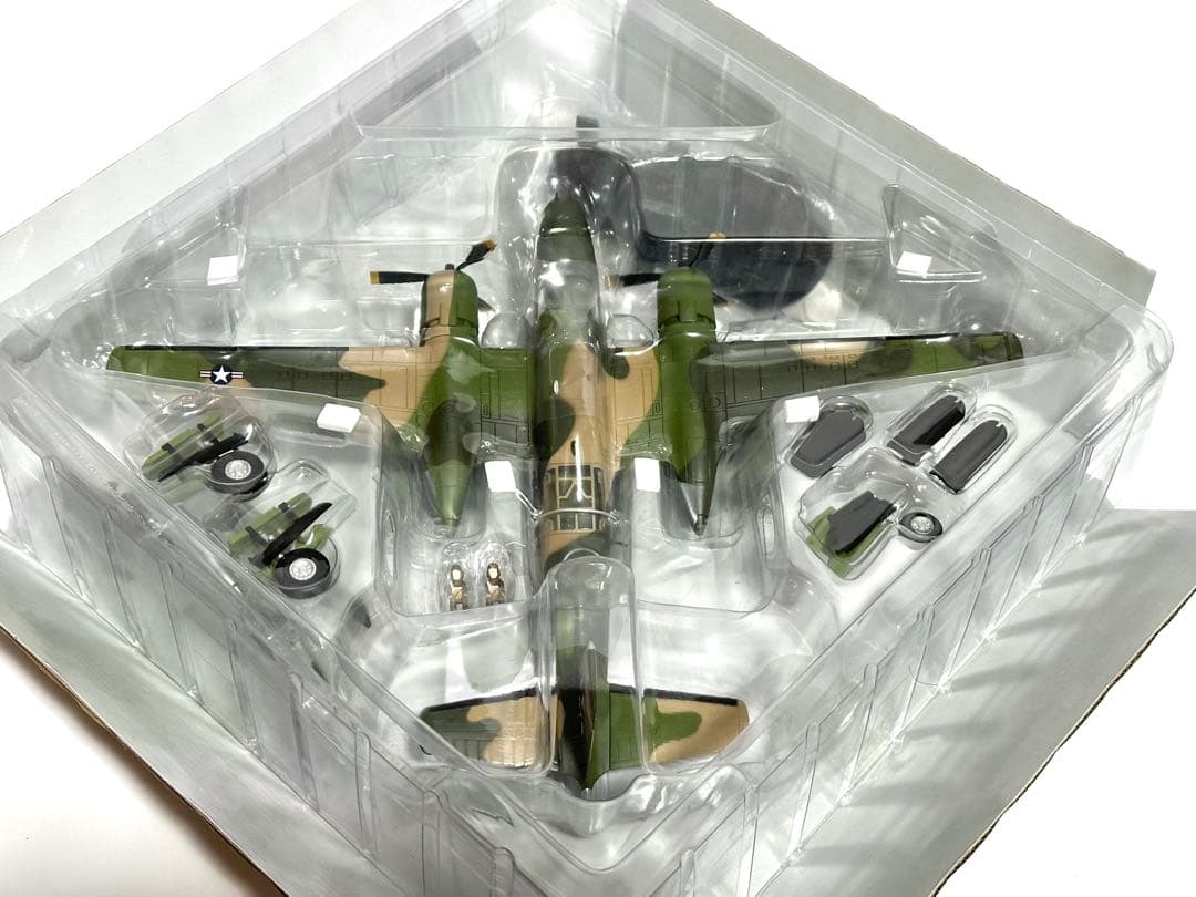 ホビーマスター 1/72 B-26K Counter Invader