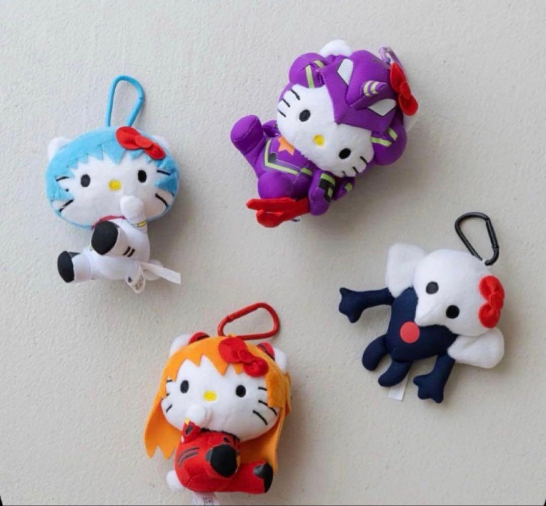 LOWRYS FARM 【EVA x HELLO KITTY】トイキーホルダー