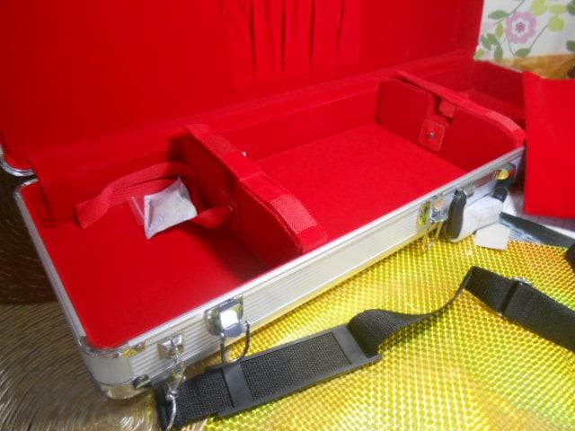 新品未使用(送料無料)11.980円三線専用N肩紐付き一丁入アルミハードケース