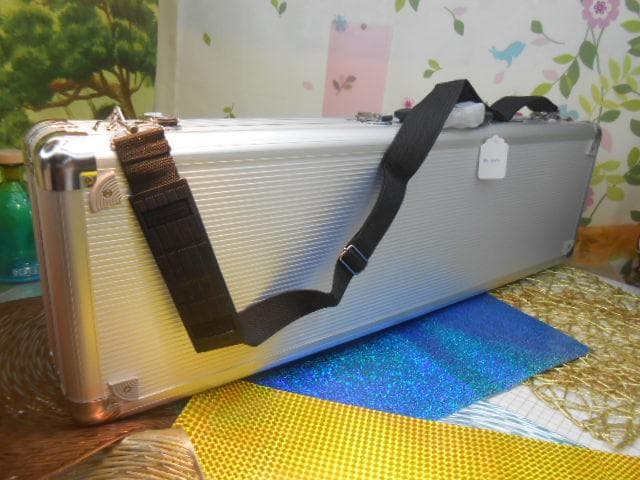 新品未使用(送料無料)11.980円三線専用N肩紐付き一丁入アルミハードケース