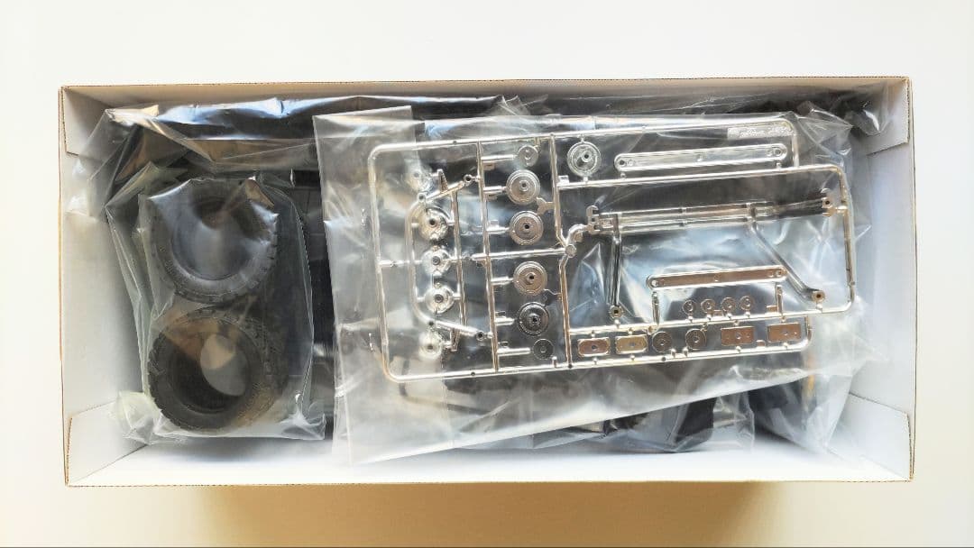 タミヤ CC-01 LAND FREEDER（絶版品）