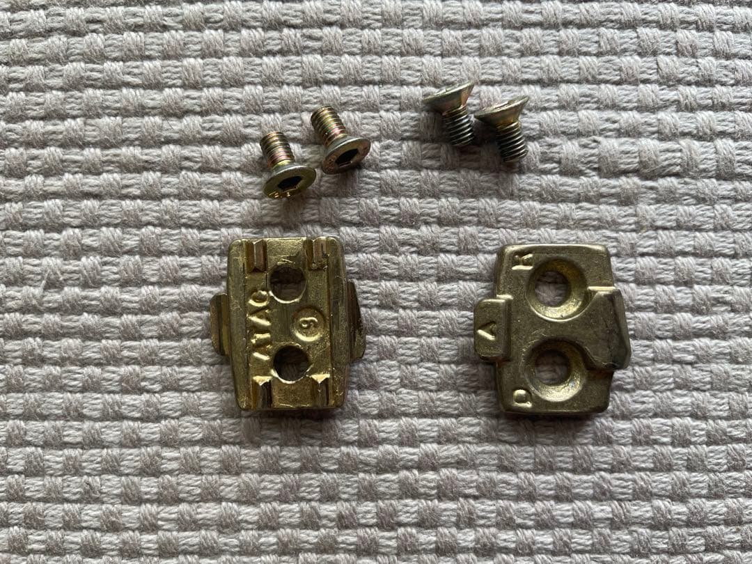 タイム　ATAC XC国内未発売品　付属クリート2種類