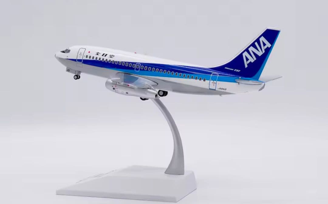 ANA ボーイング737 1/200 航空模型 24時間以内発送