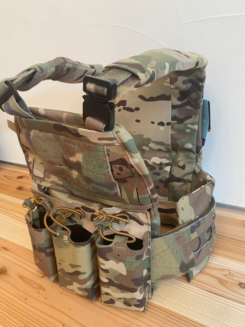 fcpc v5 プレートキャリア　レプリカ