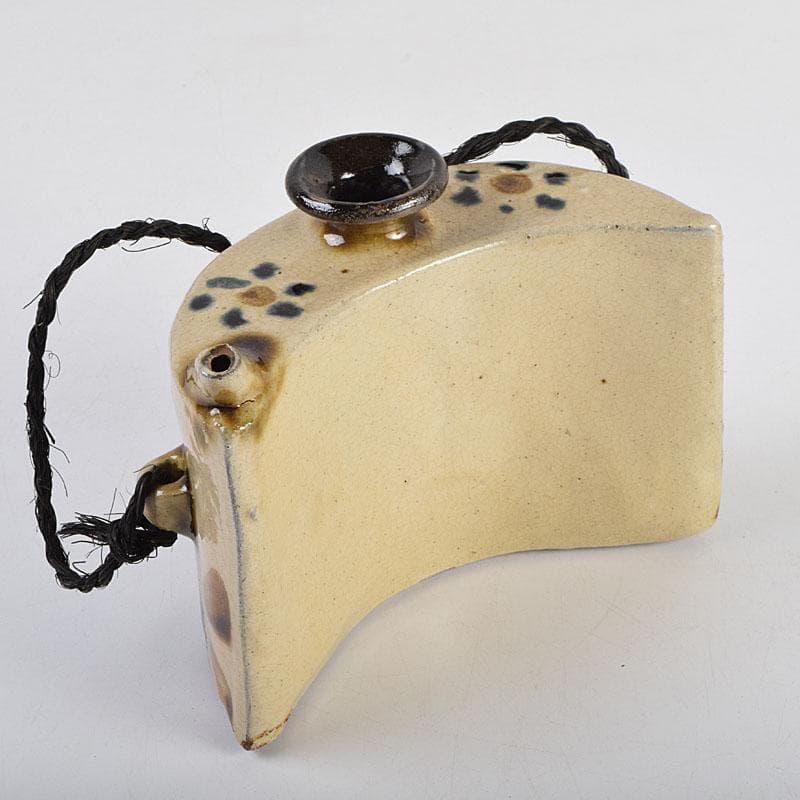 沖縄　琉球焼　壺屋焼　小橋川製陶所　仁王窯造　花文　抱瓶　共箱　C　8899