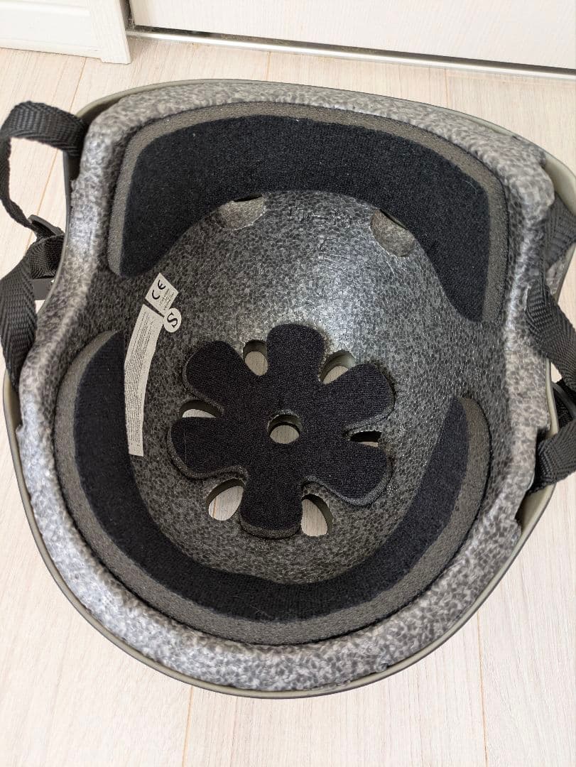 スノボ　ウェア　キッズ　レディース　紫黄色　ヘルメット　ゴーグル　手袋　インナー