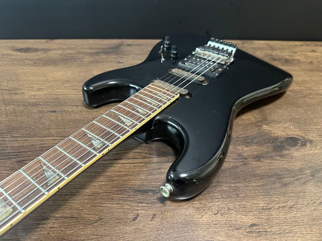 ARIA PRO II DIAMOND SERIES ストラト