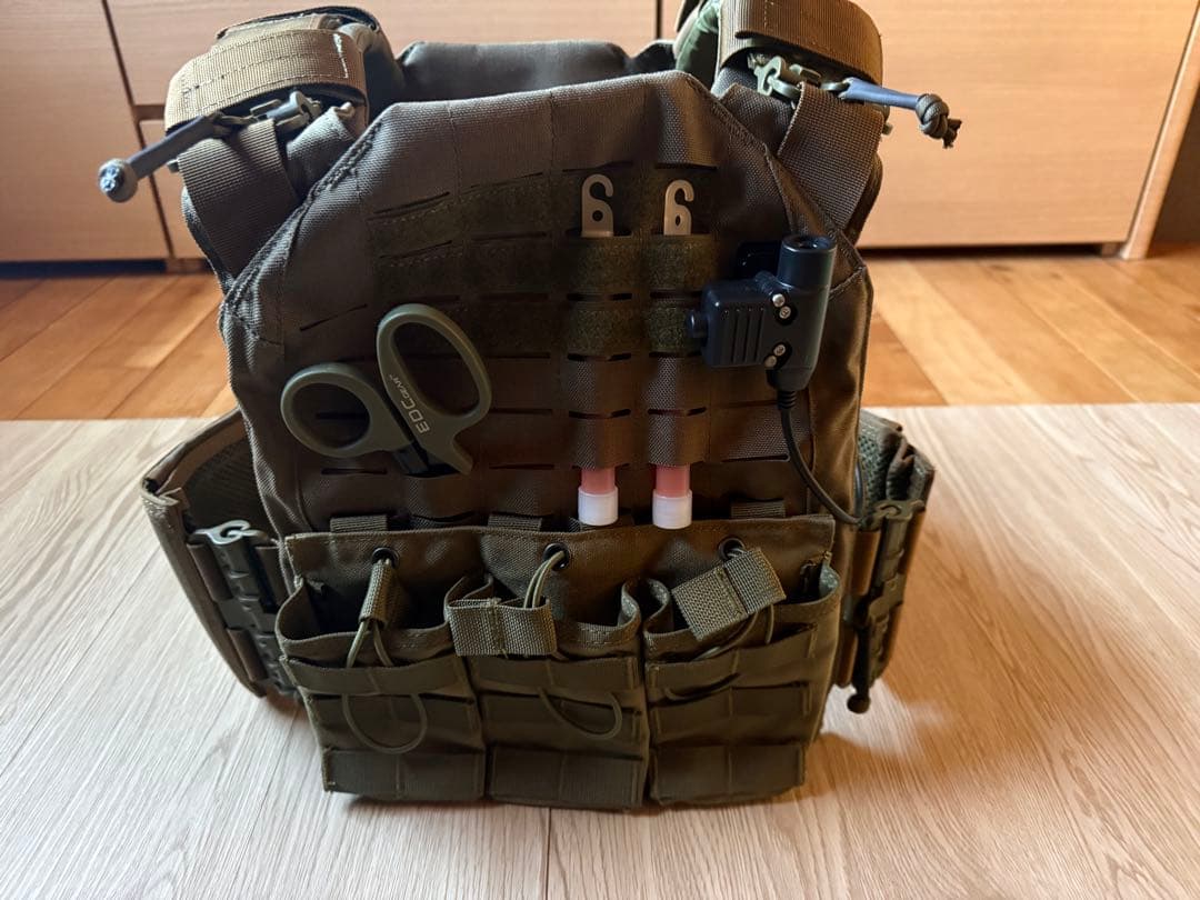 オリーブドラブ ナイロン製ミリタリー装備セット