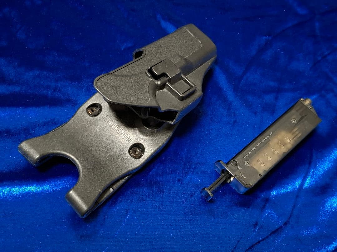 東京マルイGLOCK 17 Gen.4 ガスガン【付属品多数付いてます】