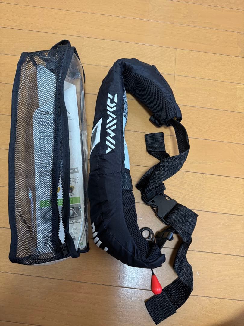 DAIWAダイワ ライフジャケット DF-2205 未使用