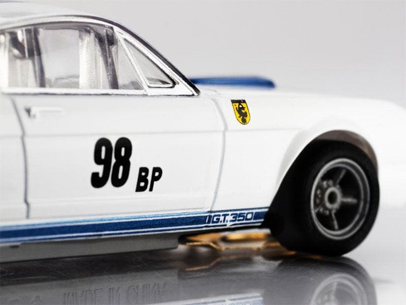 AFX ☆65 Shelby Mustang☆HOスロットカー☆ケン・マイルズ