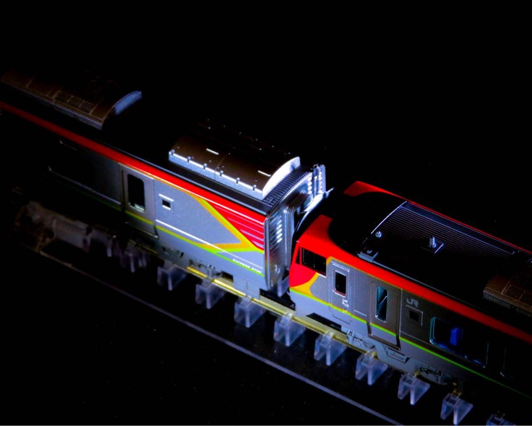 TOMIX【特別企画品】2700系 (南風・しまんと) 【新品,未使用品】