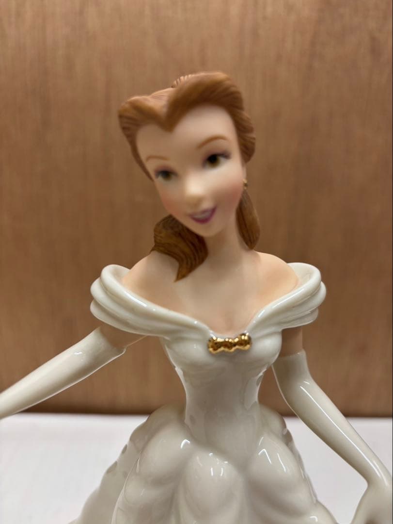 ディズニー レノックス 美女と野獣 ( ベル )