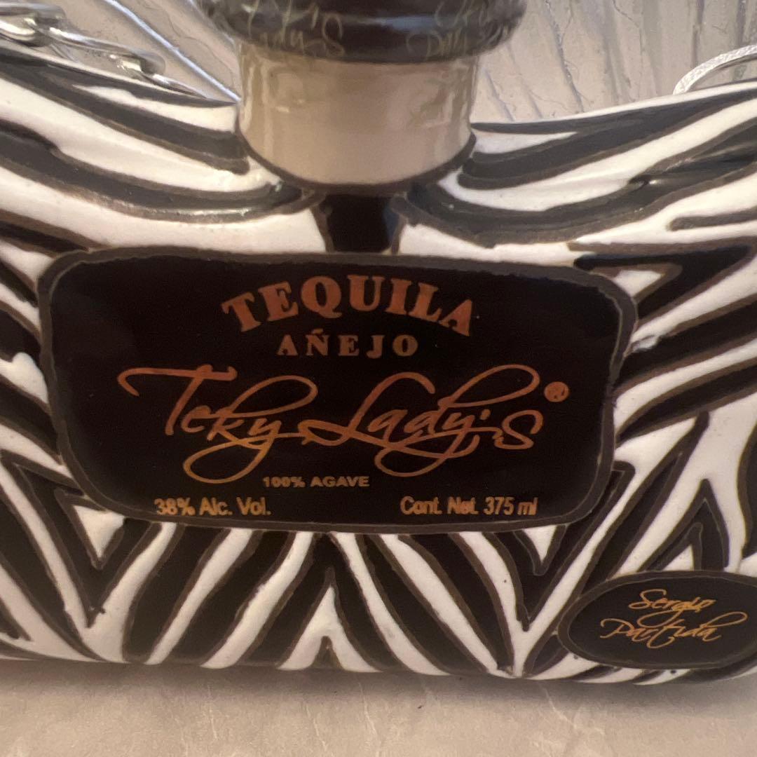 ゼブラ柄ハイヒールandバッグ型 テキーラ2本セット 完売商品 レア