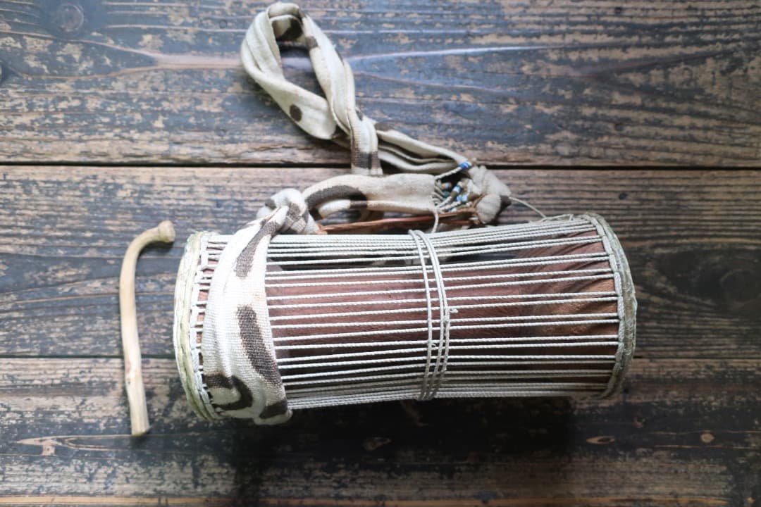 動画あり トーキングドラム アフリカ太鼓 エスニック