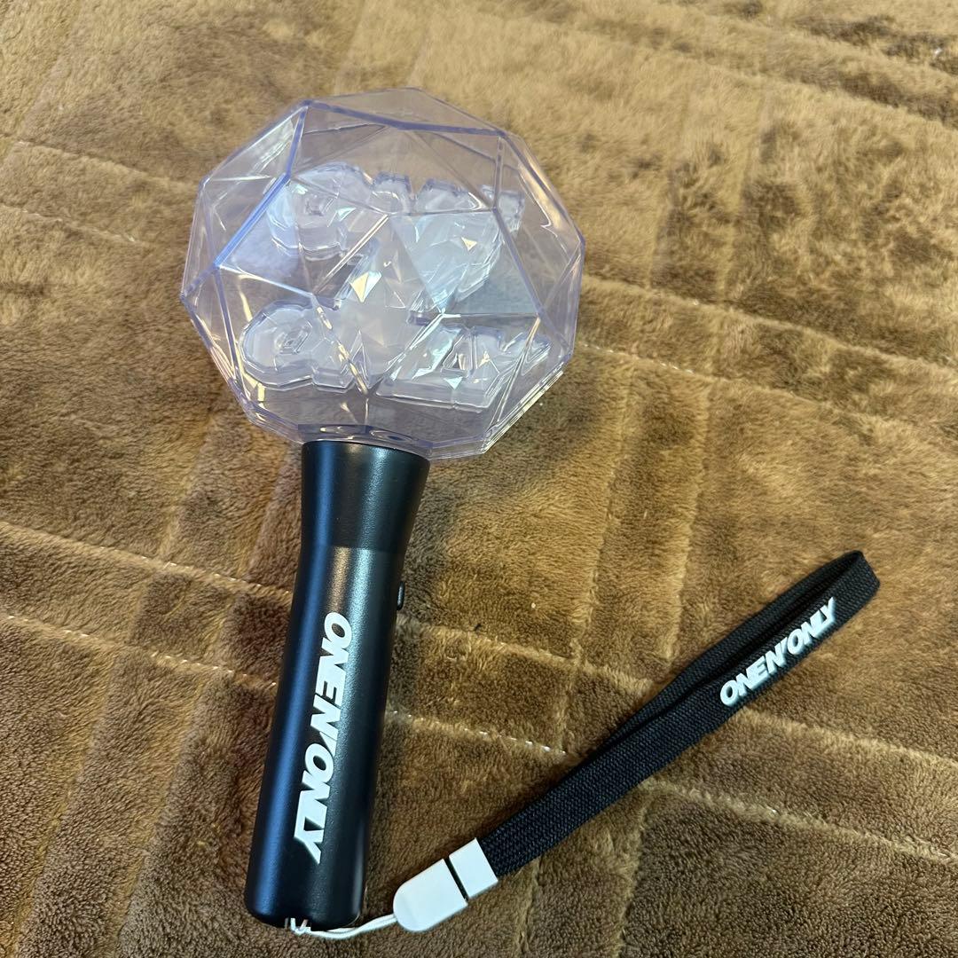 ONE N' ONLY ペンライト　ワンエン