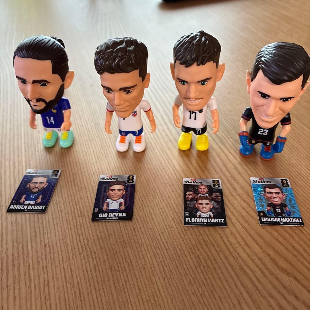 ZURU FIFA Ballers 4体セット