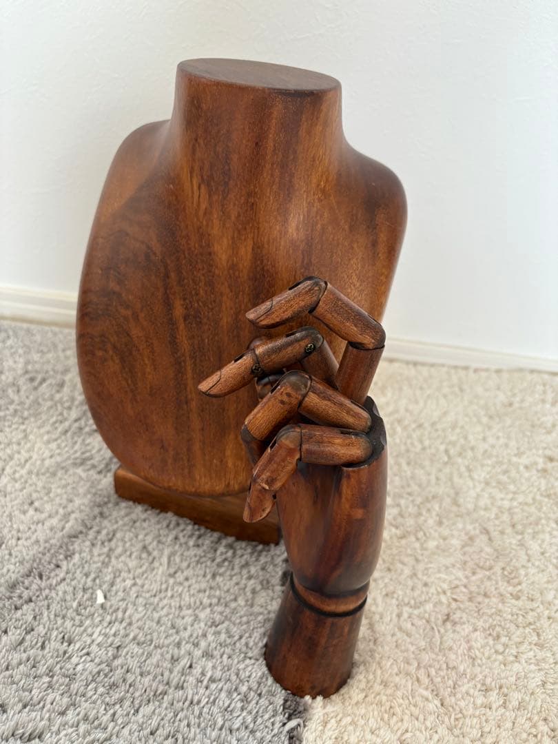 木製トルソーと手型マネキンセット