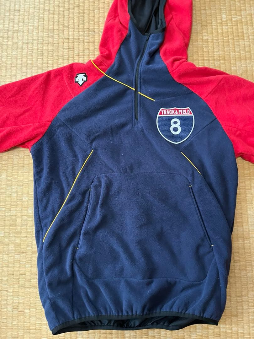 デサント　裏地付きボアパーカー　とても暖かい