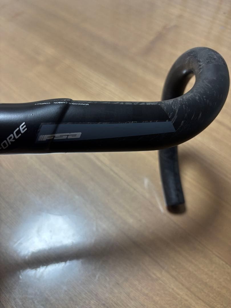【美品】fsaK-forcecompactカーボンハンドル下ハンc-c幅:420