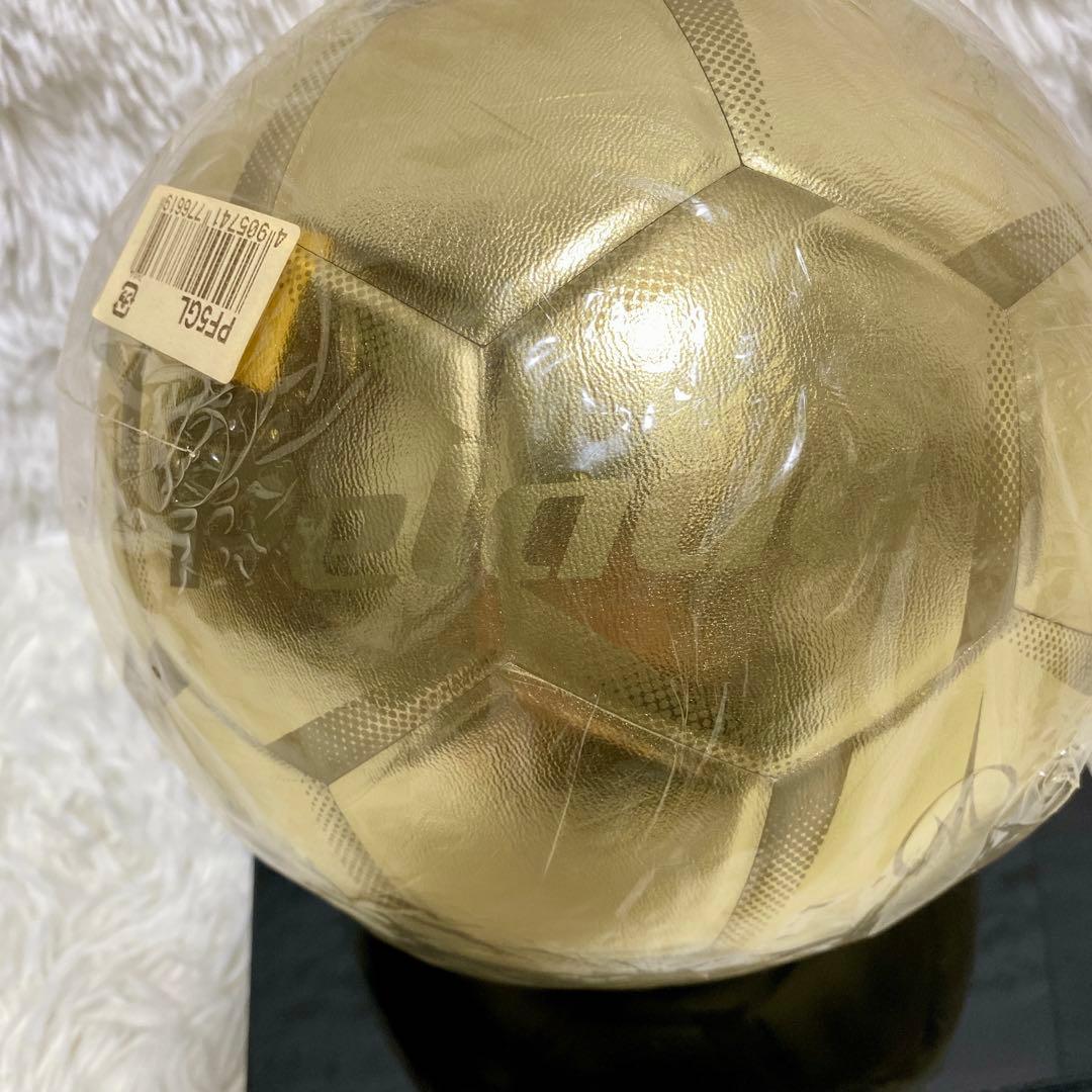 【激レア】 モルテン ペレーダ サッカーボール 記念品 ケース付 インテリア