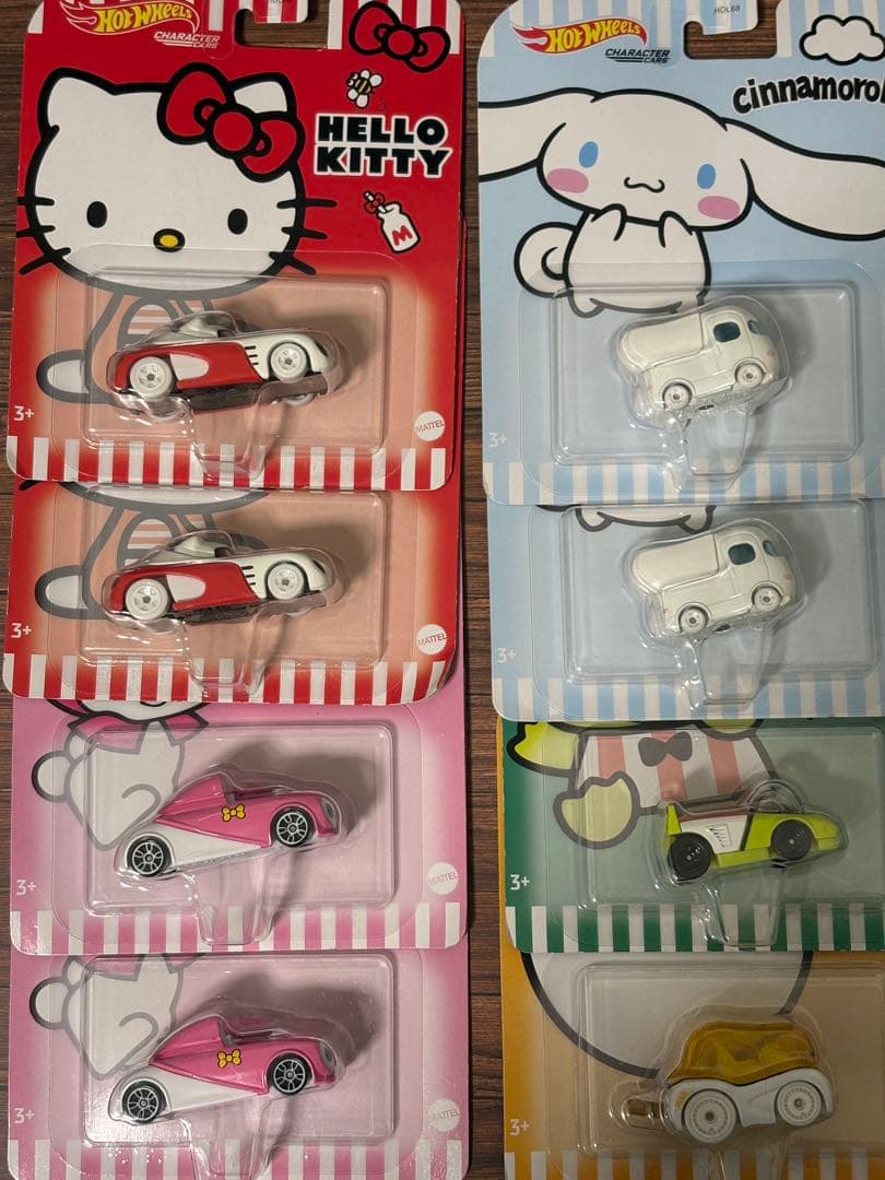 【新品】Hot Wheels サンリオ キャラクターカー 8個まとめセット限定品