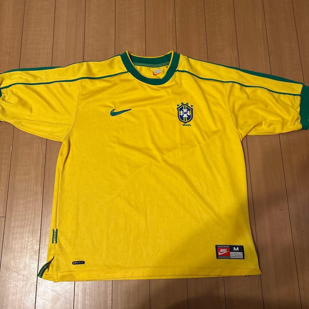 レア　ブラジル代表 98年W杯 Nike サッカーシャツ サイズ M UK製