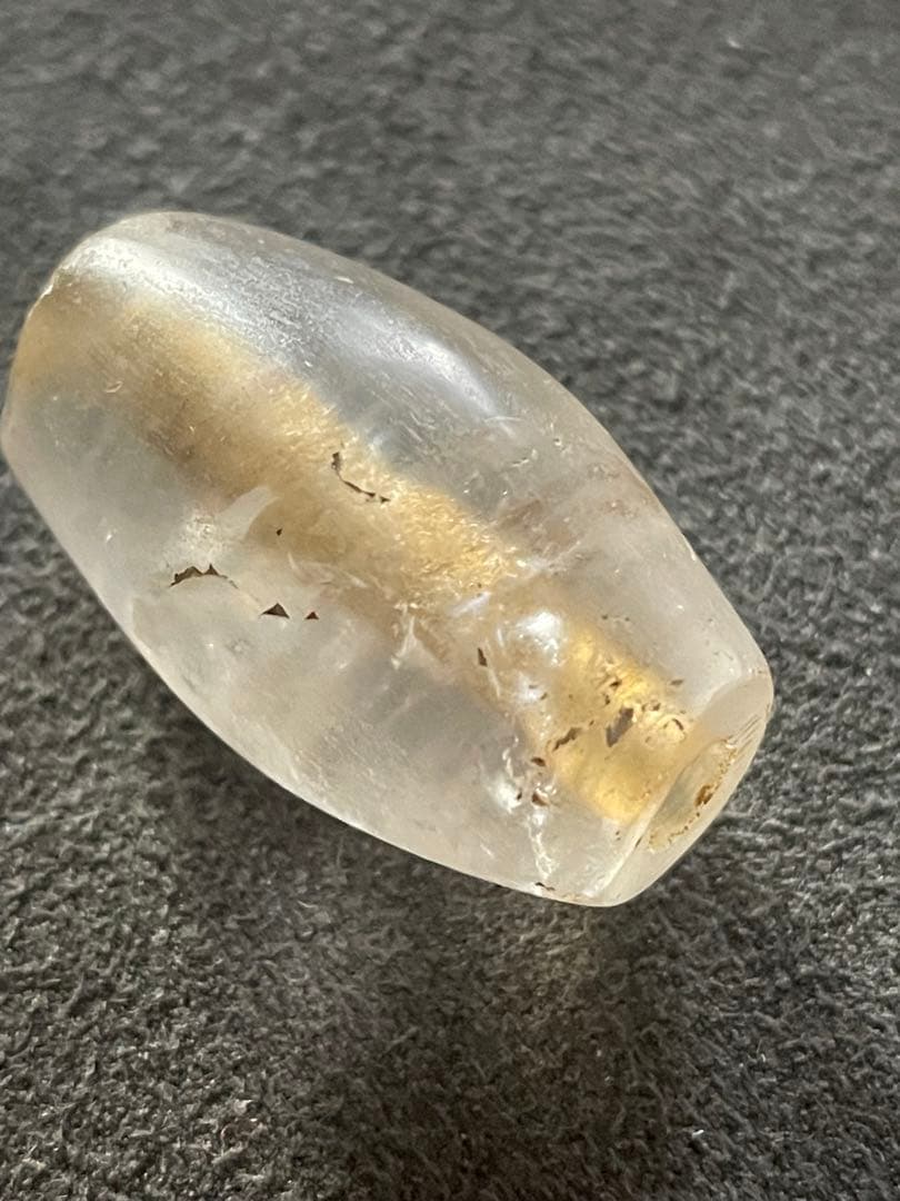 古墳時代　水晶棗玉（なつめたま）