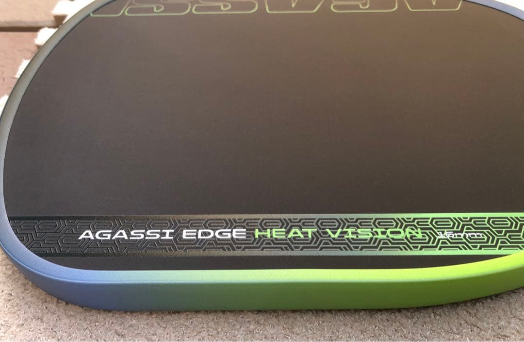 アガシ ヒートビジョン 16mm ピックルボールパドル