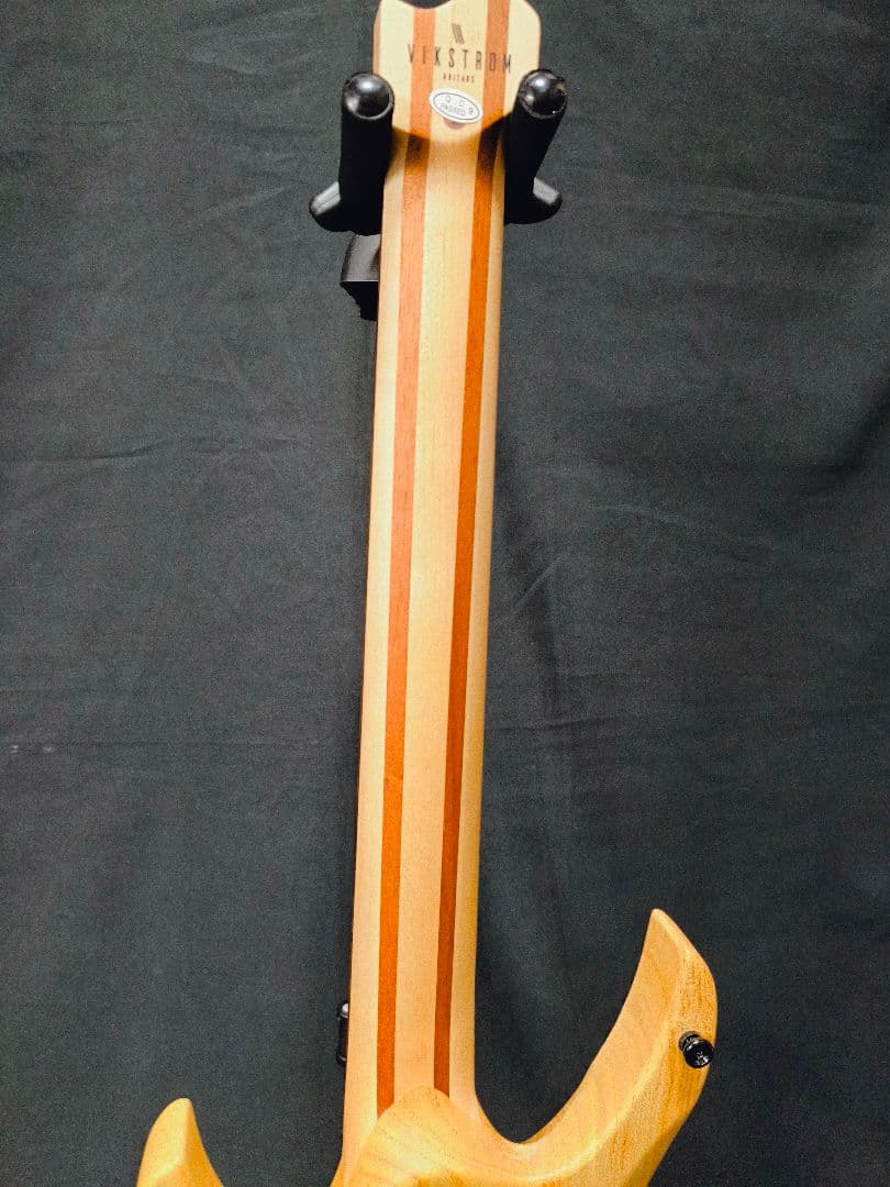 VIKSTROM GUITARS ヘッドレス 7弦 エレキギター