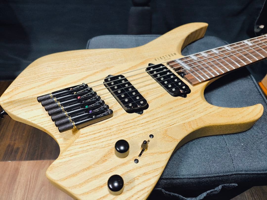 VIKSTROM GUITARS ヘッドレス 7弦 エレキギター