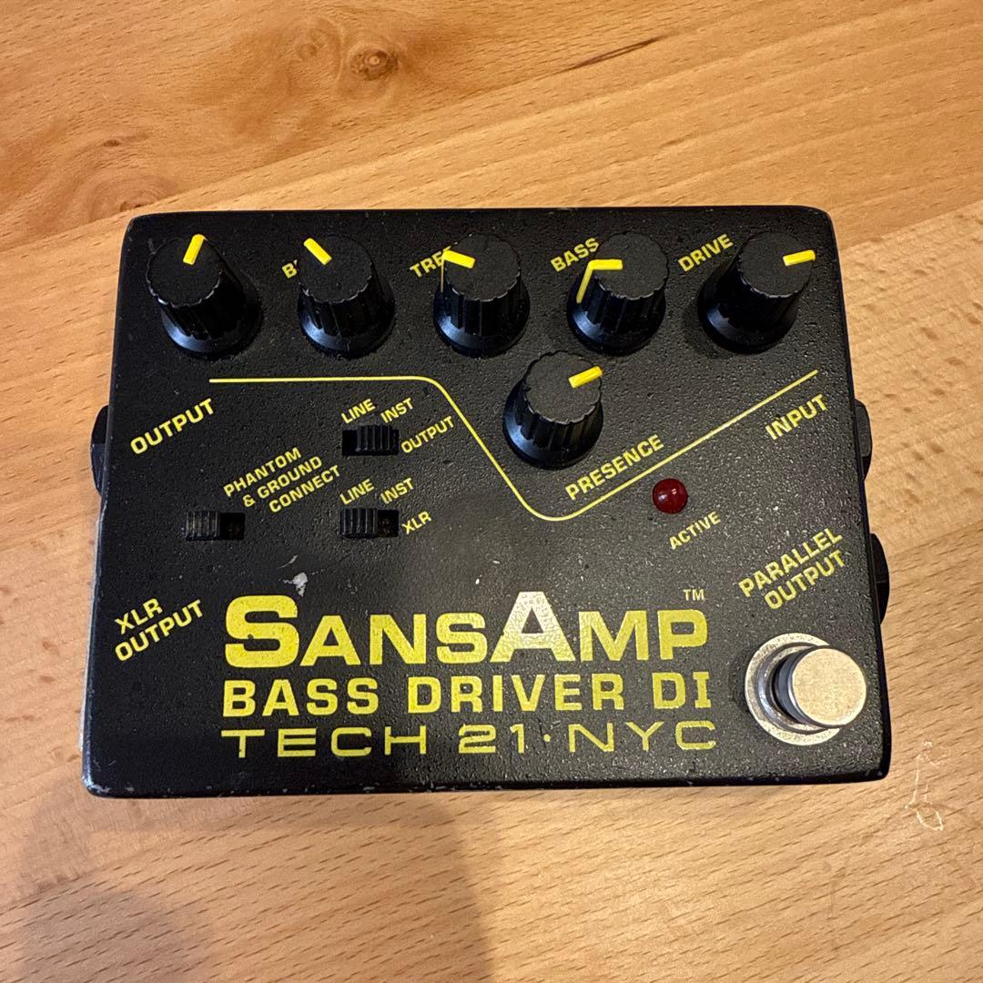 ベース TECH 21 NYC BASS D DI SANSAMP