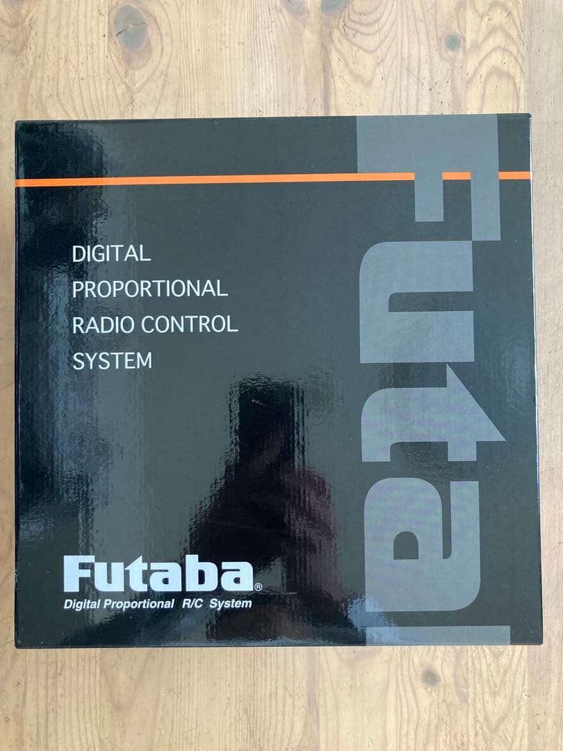 【美品】フタバ　4PM Plus KYOSHO Ver& リフェバッテリーセット