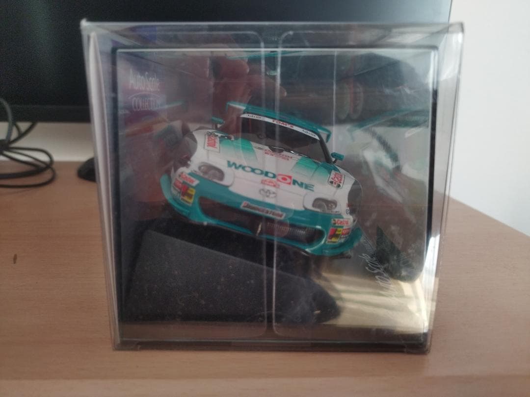 京商ミニッツ ウッドワン トムス スープラ 2004