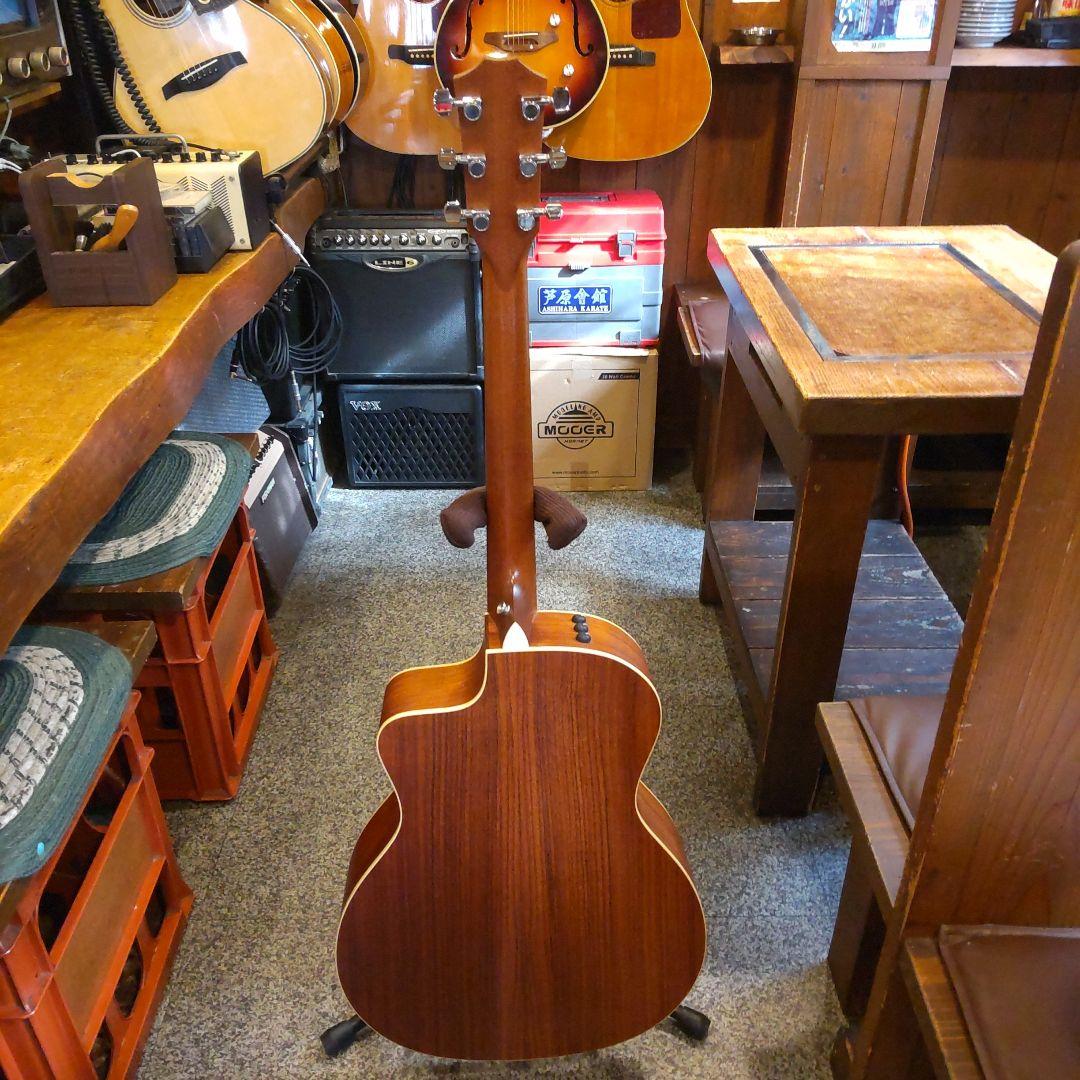 Taylor 214ce-G エレアコ （管理ワテ）