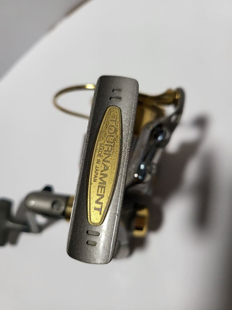 スピニングリール ダイワ トーナメントz 3000c