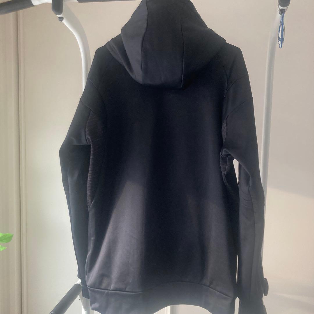 ファイターズ　オンフィールド　パーカー