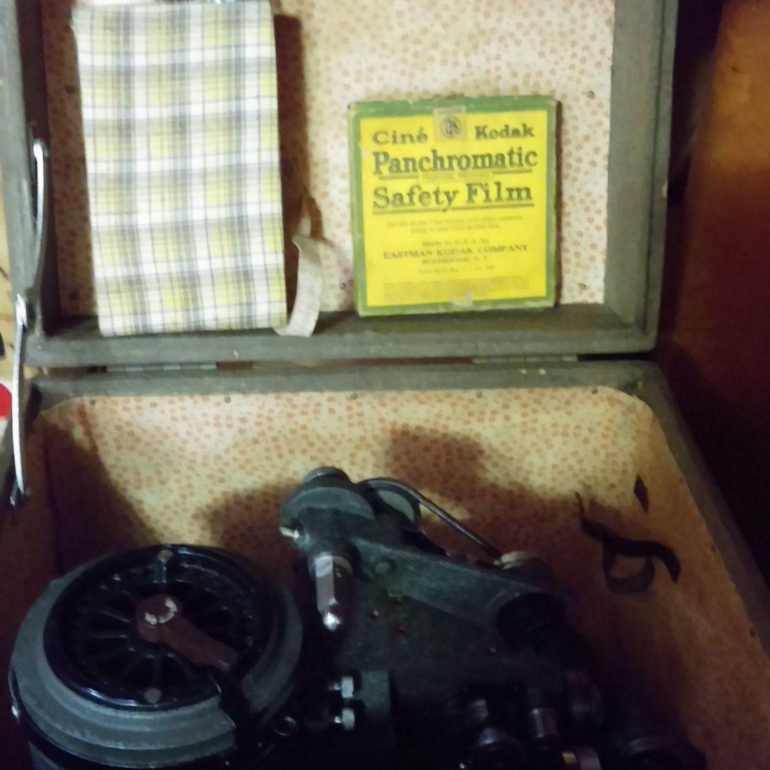 16㎜フィルム映写機アローModelSB