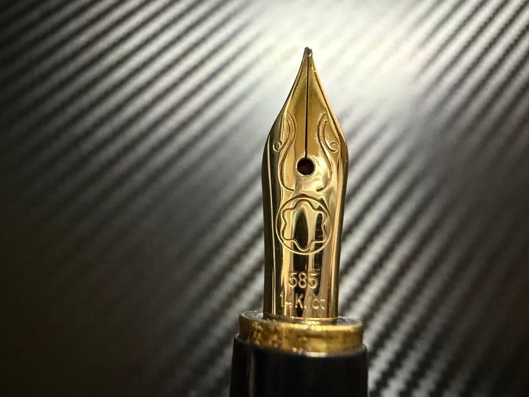 美品 モンブラン ノブレス オブリージュ ブラック F 細字 万年筆